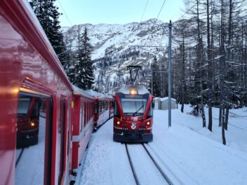 treno rosso Natale