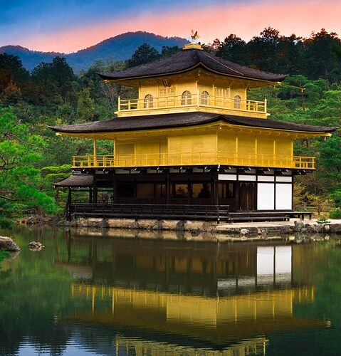 tempio Giapponese sul lago
